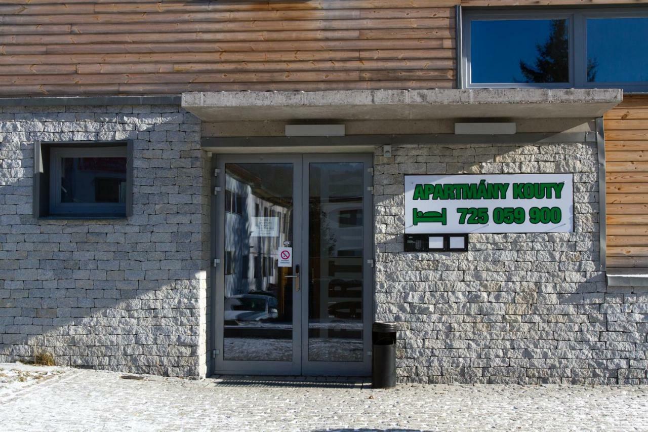 Loučná nad DesnouA34アパートメント エクステリア 写真